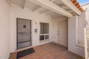 3039 E Windrose Dr, Phoenix, AZ 85032 - Photo 3
