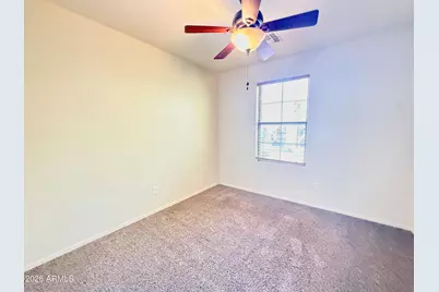 8198 W Groom Creek Road, Phoenix, AZ 85043 - Photo 11