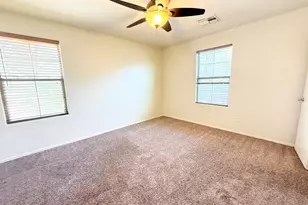 8198 W Groom Creek Rd, Phoenix, AZ 85043 - Photo 7