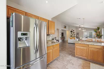 2615 E Beautiful Lane, Phoenix, AZ 85042 - Photo 13
