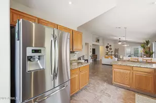2615 E Beautiful Ln, Phoenix, AZ 85042 - Photo 13