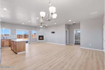 26180 N Vineyard Lane, Paulden, AZ 86334 - Photo 11