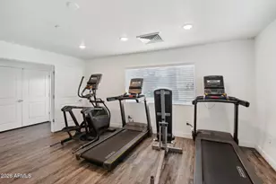 12945 W Greenway Rd, El Mirage, AZ 85335 - Photo 15
