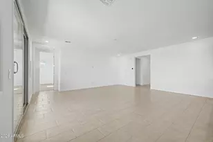 17467 W Saguaro Vis Dr, Surprise, AZ 85387 - Photo 5