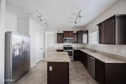 7422 S 27th Way, Phoenix, AZ 85042 - Photo 13