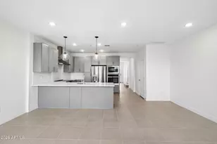 5428 S 35th Wy, Phoenix, AZ 85040 - Photo 13