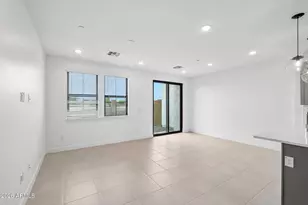 5428 S 35th Wy, Phoenix, AZ 85040 - Photo 11