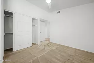 4111 E Cholla Canyon Dr, Phoenix, AZ 85044 - Photo 25