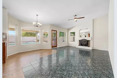 4111 E Cholla Canyon Drive, Phoenix, AZ 85044 - Photo 9
