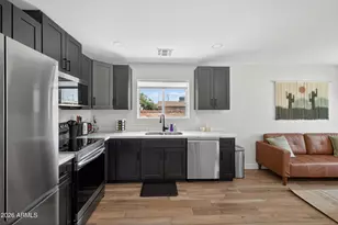 1724 S 1st St, Phoenix, AZ 85004 - Photo 19