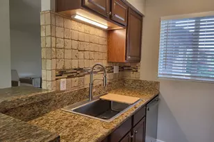 20420 N 6th Dr, Phoenix, AZ 85027 - Photo 9