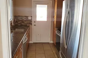 1719 E Gaylon Dr, Tempe, AZ 85282 - Photo 7