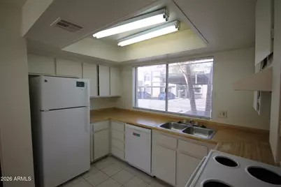 10815 N 15th Lane #Apt 1, Phoenix, AZ 85029 - Photo 3