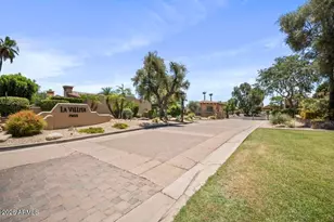 7955 E Chaparral Rd, Scottsdale, AZ 85250 - Photo 45