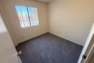825 S River Dr, Tempe, AZ 85281 - Photo 5