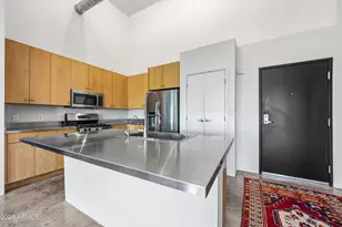 914 E Osborn Rd, Phoenix, AZ 85014 - Photo 15