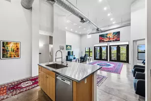 914 E Osborn Rd, Phoenix, AZ 85014 - Photo 21