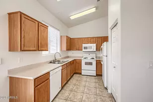 8953 E Capri Ave, Mesa, AZ 85208 - Photo 9