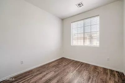 8953 E Capri Avenue, Mesa, AZ 85208 - Photo 15