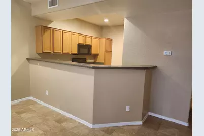 21655 N 36th Avenue #Unit 132, Glendale, AZ 85308 - Photo 5