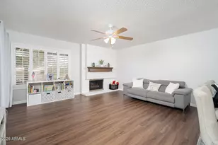 11445 S Iroquois Dr, Phoenix, AZ 85044 - Photo 5