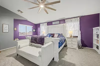 879 W Holstein Trail, San Tan Valley, AZ 85143 - Photo 13
