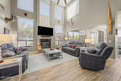 879 W Holstein Trail, San Tan Valley, AZ 85143 - Photo 3
