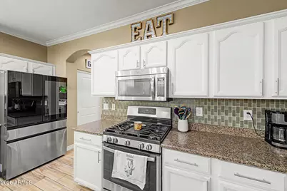 879 W Holstein Trail, San Tan Valley, AZ 85143 - Photo 11