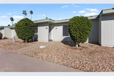 13215 N 98th Avenue #D, Sun City, AZ 85351 - Photo 3