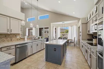 3136 E Brookwood Court, Phoenix, AZ 85048 - Photo 5