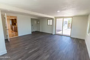 8815 N 31st Ave, Phoenix, AZ 85051 - Photo 13
