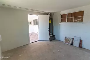 8815 N 31st Ave, Phoenix, AZ 85051 - Photo 29