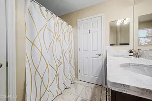 4640 E Beck Ln, Phoenix, AZ 85032 - Photo 33