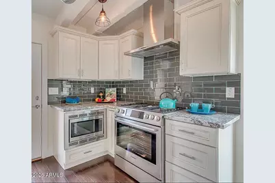 3228 N 27th Street, Phoenix, AZ 85016 - Photo 9