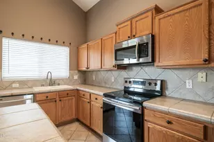 9138 W Clara Ln, Peoria, AZ 85382 - Photo 19