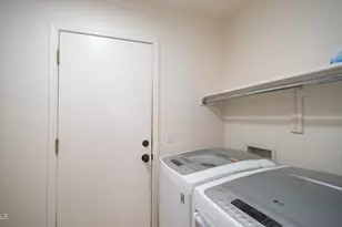 9138 W Clara Ln, Peoria, AZ 85382 - Photo 21