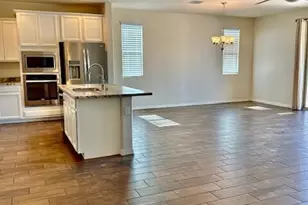 10728 W Brooklite Ln, Peoria, AZ 85383 - Photo 5