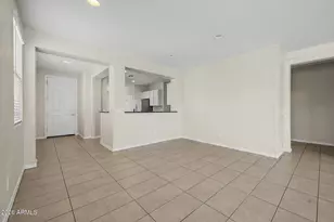 8747 W Solano Dr, Glendale, AZ 85305 - Photo 7