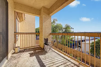 6770 N 47th Avenue #2023, Glendale, AZ 85301 - Photo 13