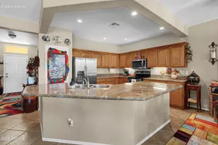10576 E Tortilla Creek Ct, Gold Canyon, AZ 85118 - Photo 7