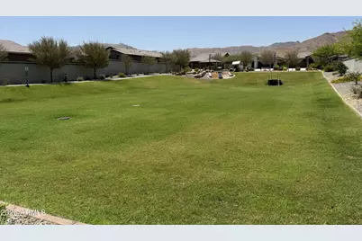1636 W Estes Way, Phoenix, AZ 85041 - Photo 31