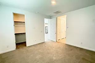 1636 W Estes Way, Phoenix, AZ 85041 - Photo 13