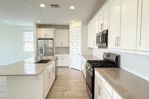 1636 W Estes Way, Phoenix, AZ 85041 - Photo 9