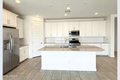 1636 W Estes Way, Phoenix, AZ 85041 - Photo 11
