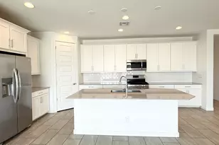 1636 W Estes Way, Phoenix, AZ 85041 - Photo 11