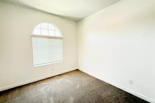 1636 W Estes Way, Phoenix, AZ 85041 - Photo 17