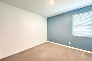 1636 W Estes Way, Phoenix, AZ 85041 - Photo 21