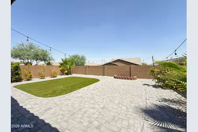 1636 W Estes Way, Phoenix, AZ 85041 - Photo 27