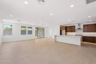 7951 W Loma Ln, Peoria, AZ 85345 - Photo 9
