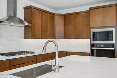 7951 W Loma Lane, Peoria, AZ 85345 - Photo 15